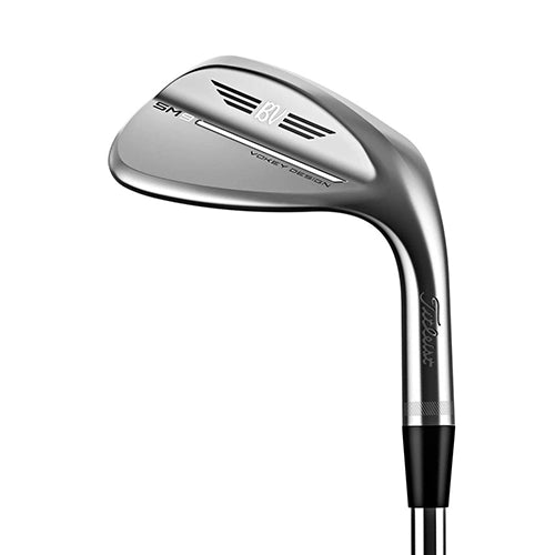 Titleist Vokey SM9 Tour Chrome wedge, klubbhuvud sett snett framifrån