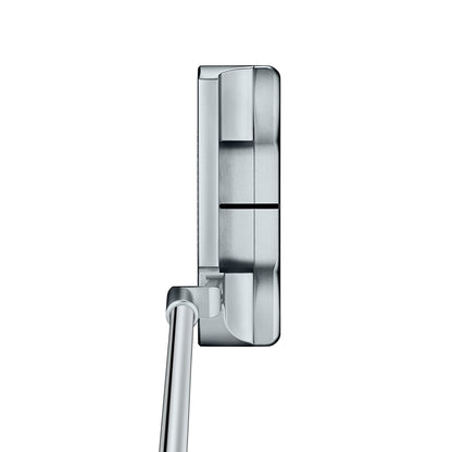 Scotty Cameron Newport Plus putter, vy av det bredare klubbhuvudet