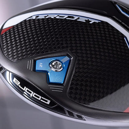 Cobra Aerojet MAX Driver – närbild H.O.T Face AI-optimerad träffyta med 15-zon mönster