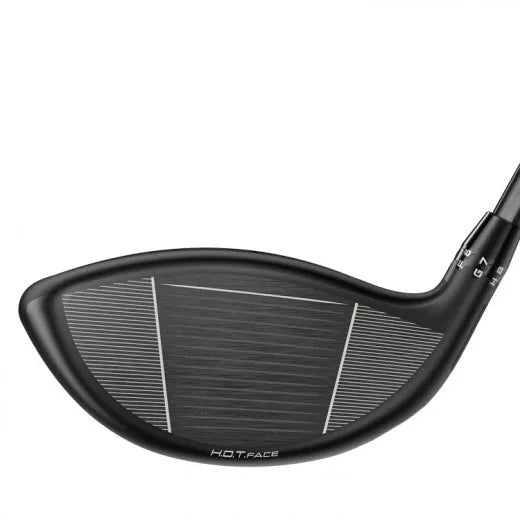 Cobra DS-Adapt MAX-D driver sedd uppifrån vid adress med offset