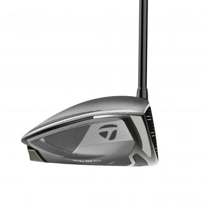 TaylorMade Qi35 Max driver sedd från tåsidan